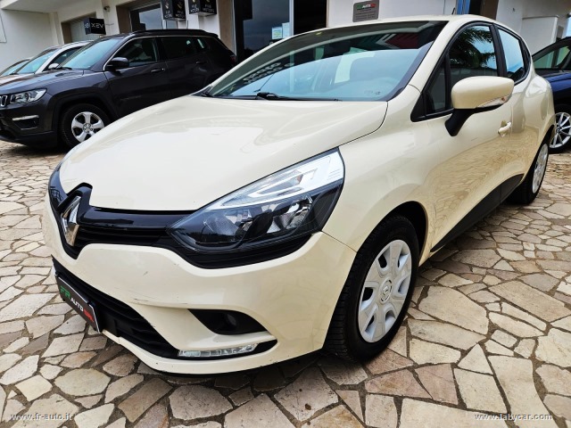 RENAULT Clio 1.5 dCi 8V 7...